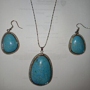 NEW! Beautiful real turquoise and sterling silver necklace and earring set!